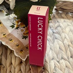 Lucky Chick Illuminizer Fruit Infused Glow Liquid Highlighter Dawn Glow 20ml